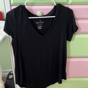 BUNDLE OF 6 DIFFERENT TOPS: American Eagle Soft & Sexy Basics set
